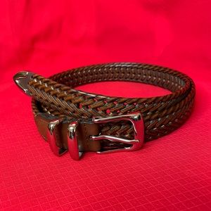 Perry Ellis Portfolio Brown Leather Woven Belt. Silver Tone Hardware.